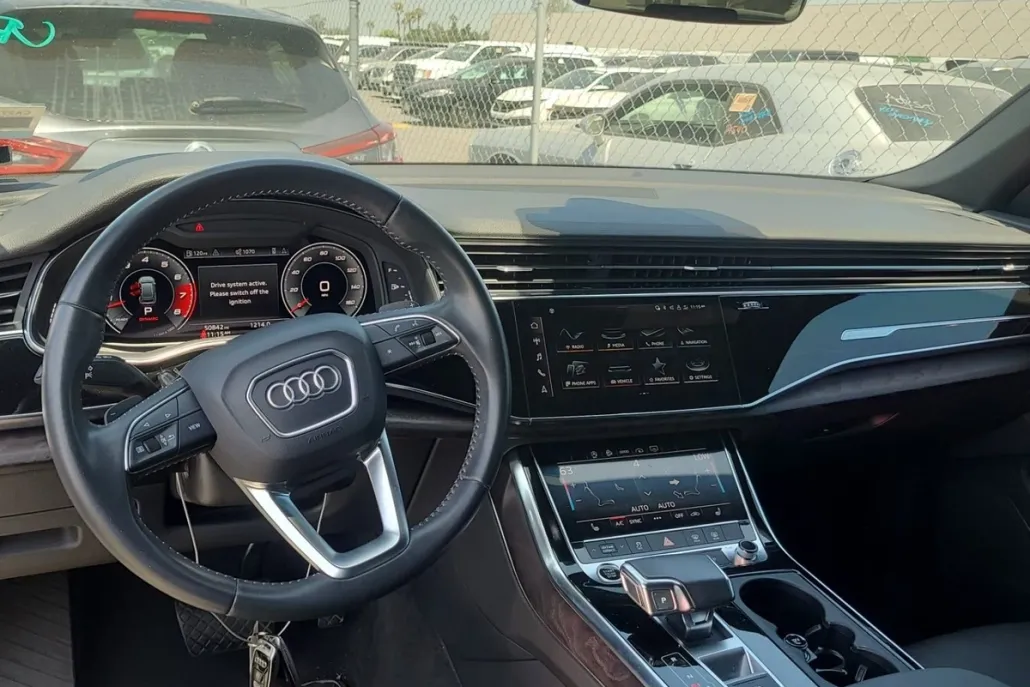 2021 Audi Q8 55 Premium photo 1