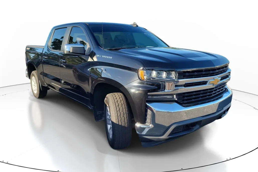 2021 Chevrolet Silverado 1500 LT photo 1