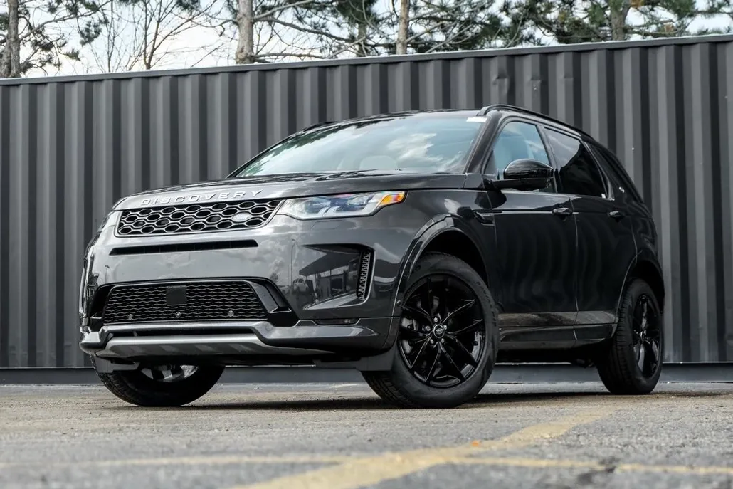 2024 Land Rover Discovery Sport S photo 1