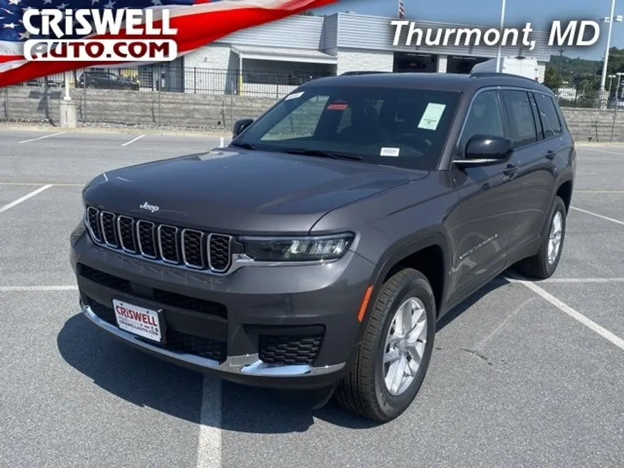 2025 Jeep Grand Cherokee Laredo photo 1