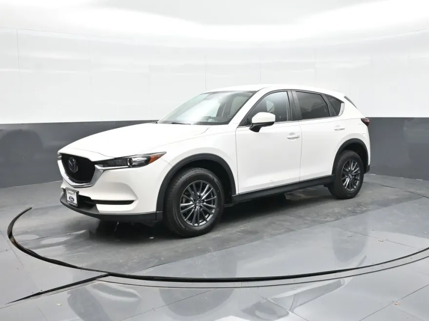 2021 Mazda CX-5 Touring photo 1
