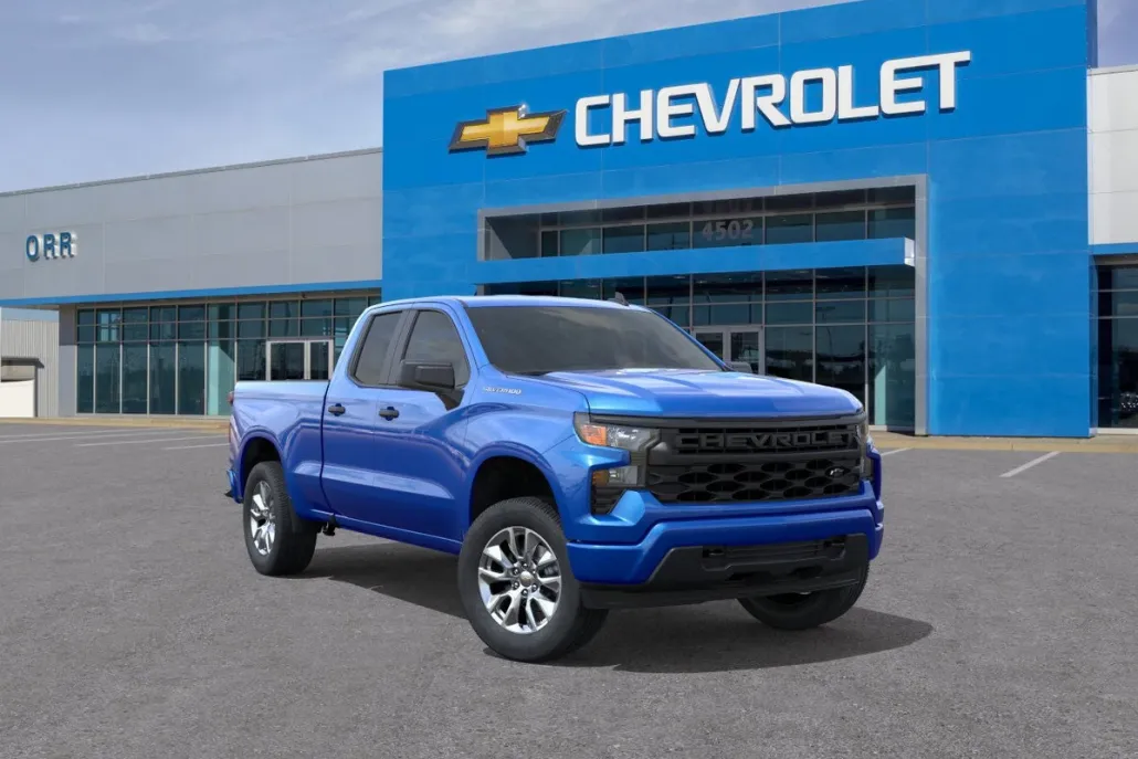 2026 Chevrolet Silverado 1500 Custom photo 1
