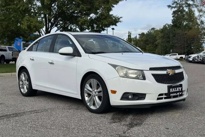 2012 Chevrolet Cruze LTZ photo 1