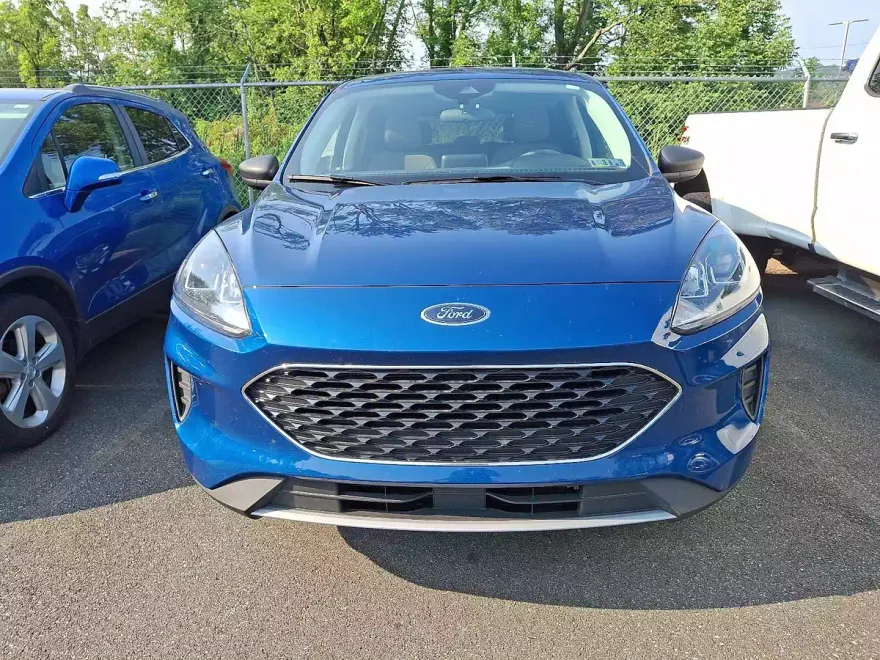 2022 Ford Escape SE photo 1