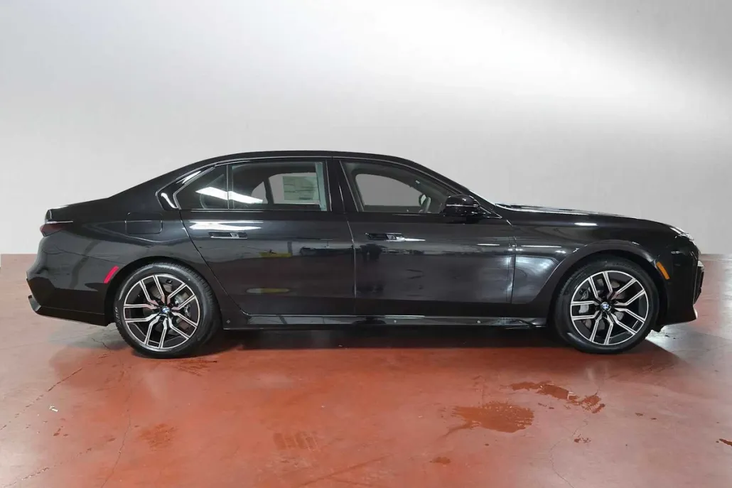 2026 Bmw 760i xDrive photo 1
