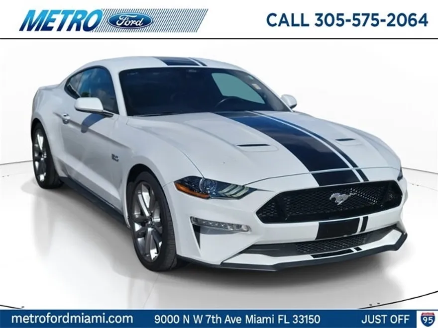 2023 Ford Mustang GT photo 1