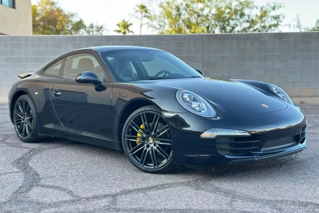 2016 Porsche 911 Black Edition photo 1