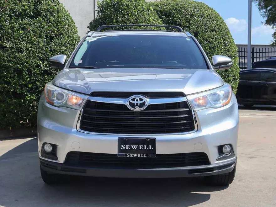 2016 Toyota Highlander Base Hybrid photo 1