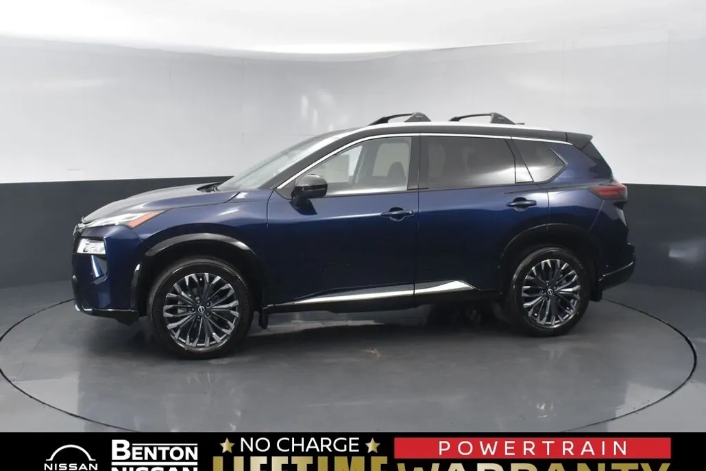 2025 Nissan Rogue Platinum photo 1
