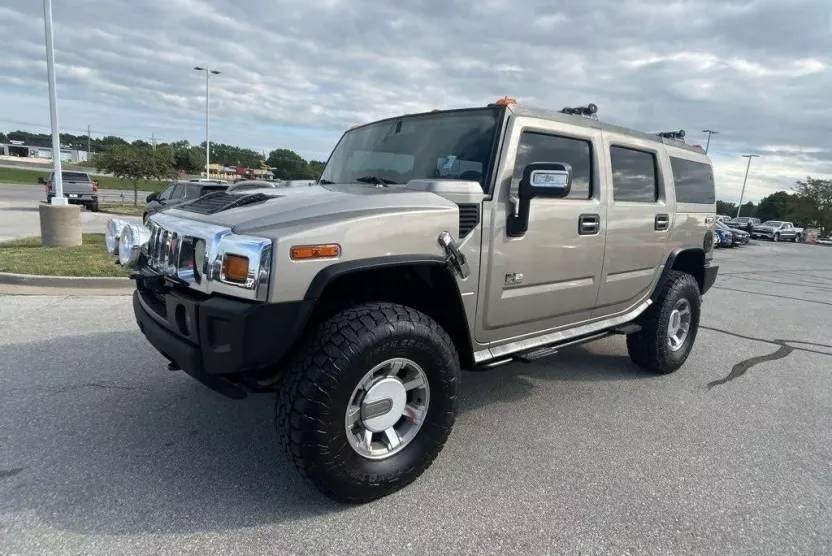 2003 Hummer H2 Base photo 1
