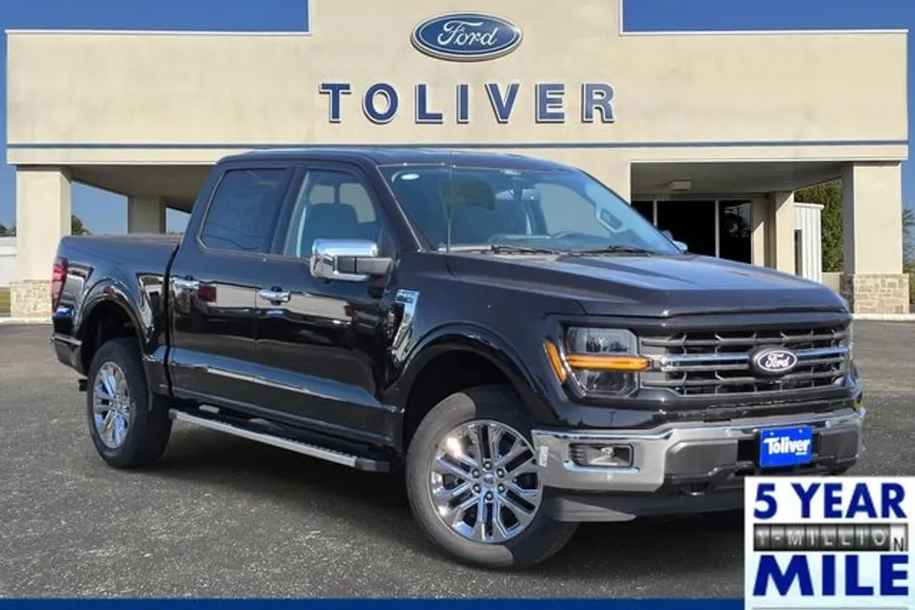 2025 Ford F-150 XLT photo 1