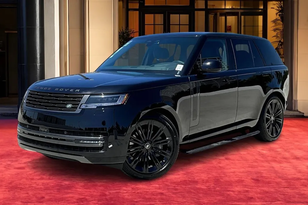 2025 Land Rover Range Rover SE photo 1