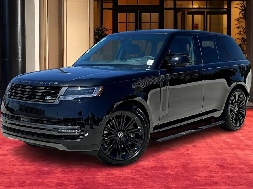 2025 Land Rover Range Rover SE photo 1