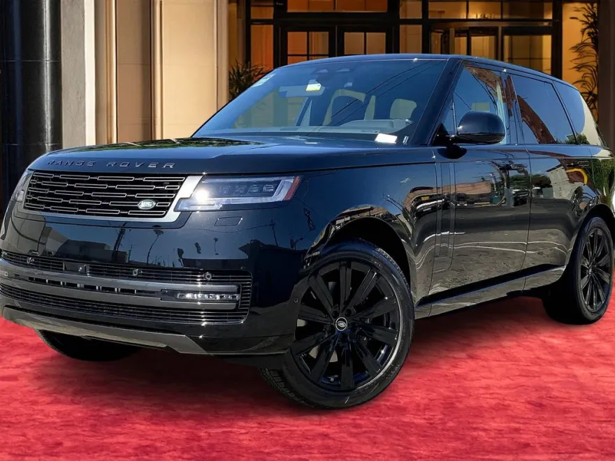 2025 Land Rover Range Rover SE photo 1