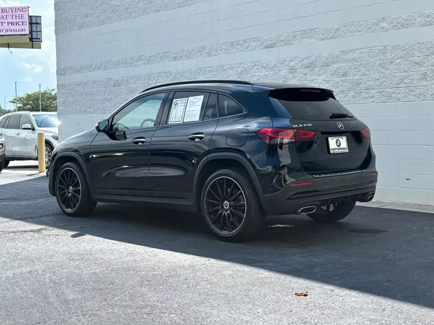 2022 Mercedes Benz GLA 250 photo 1