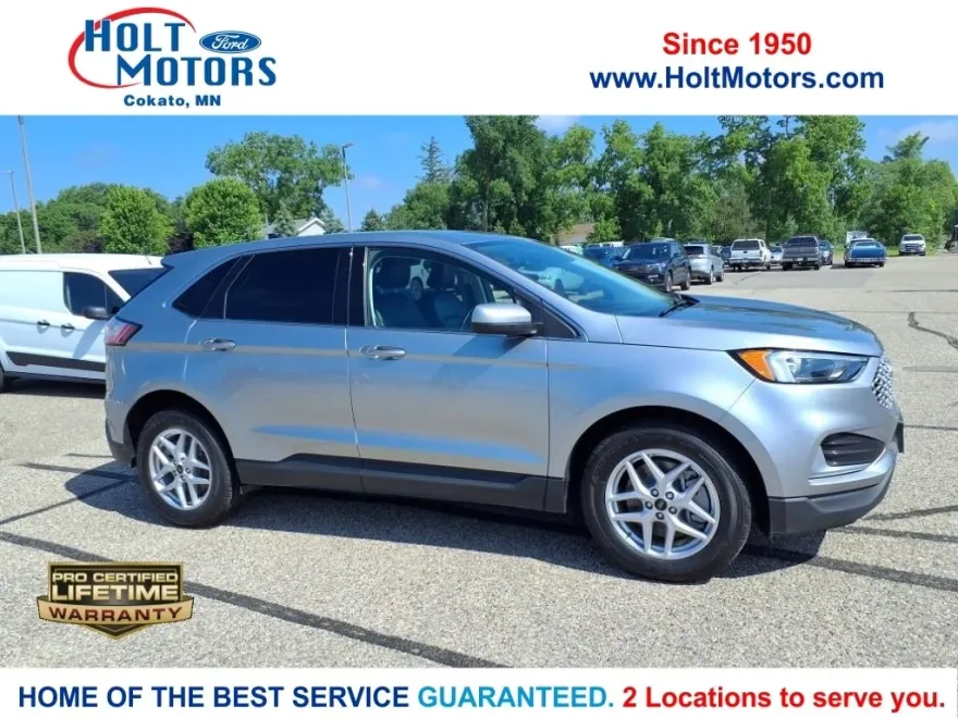2024 Ford Edge SEL photo 1