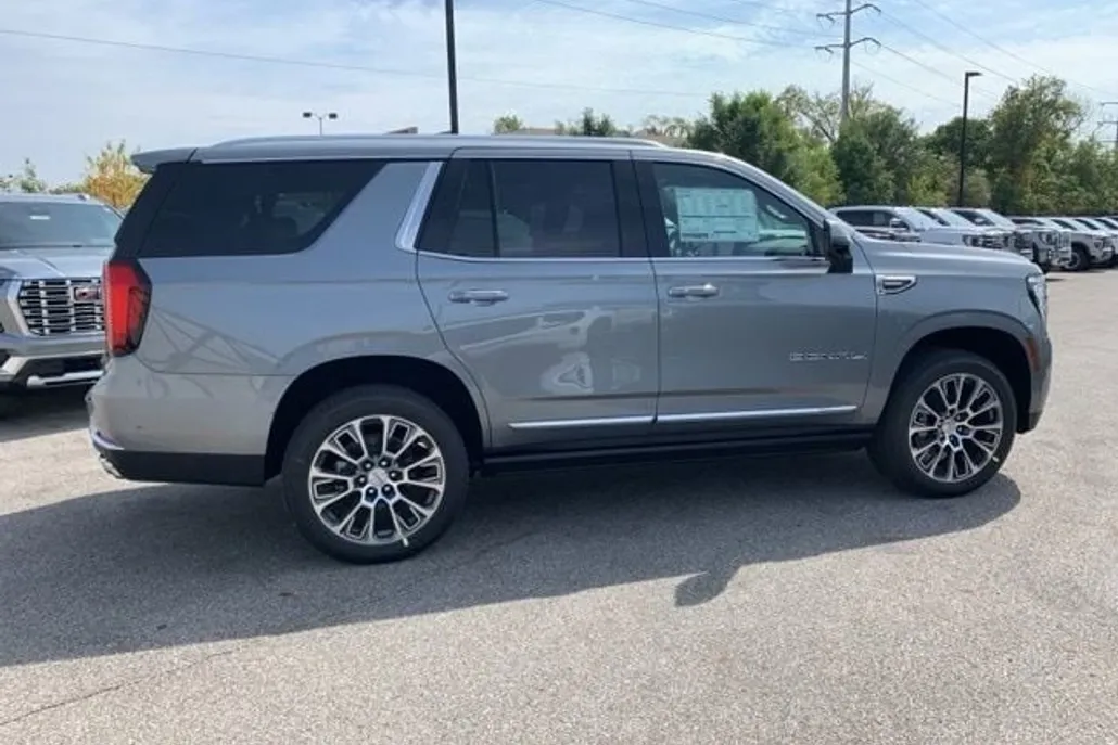2026 Gmc Yukon Denali photo 1