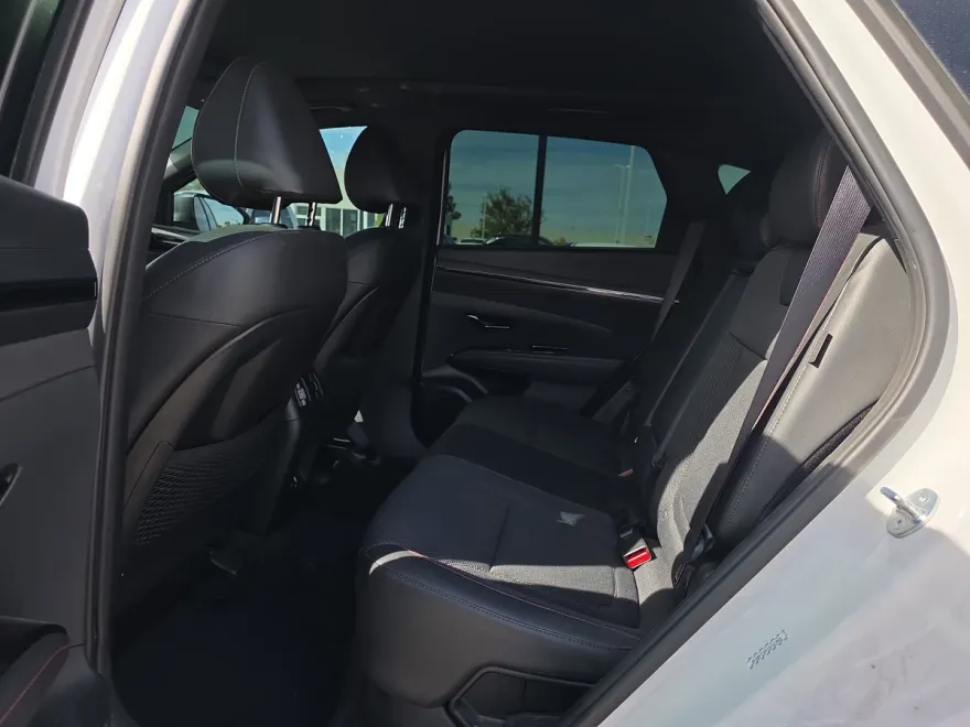 2024 Hyundai Tucson Hybrid N Line photo 1
