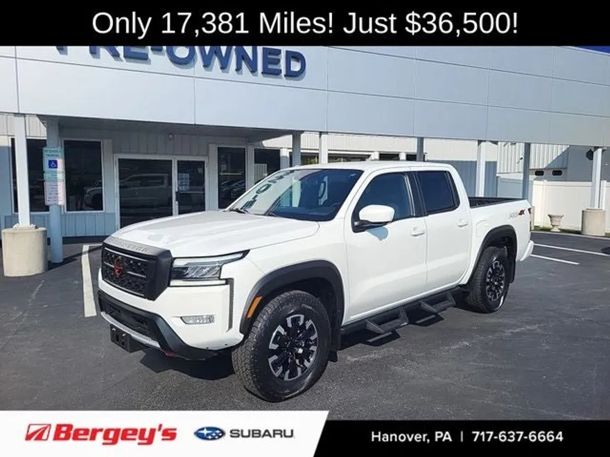2023 Nissan Frontier Crew Cab PRO-4X photo 1