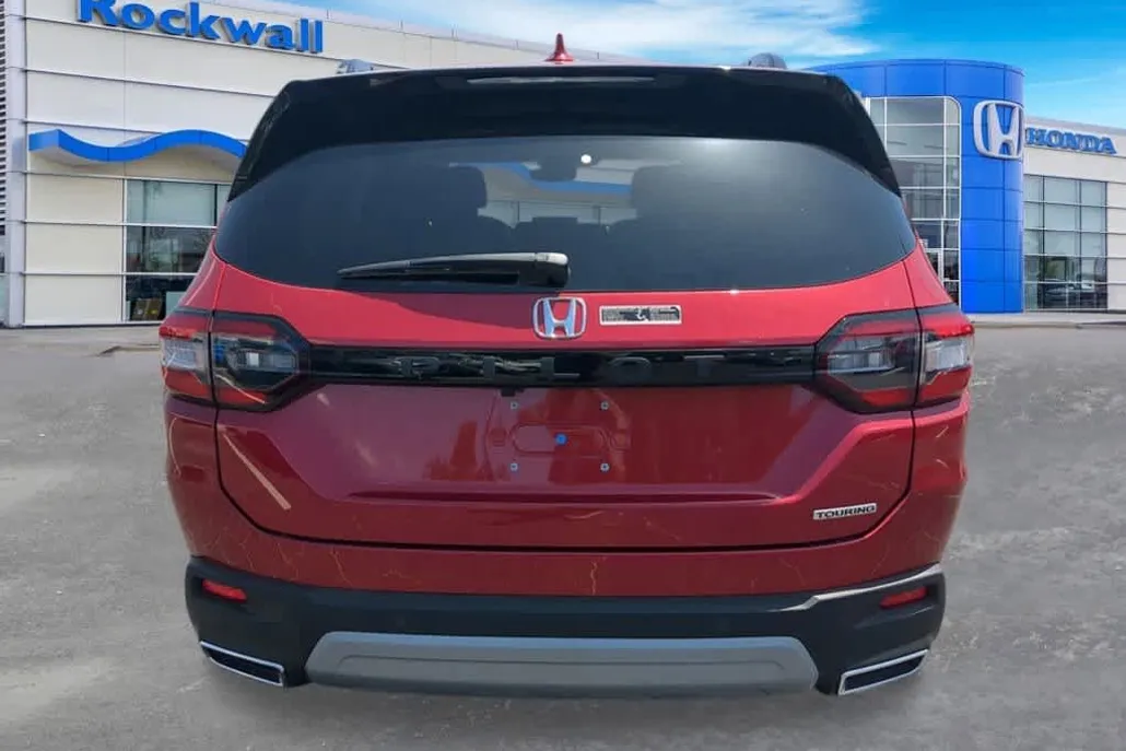 2025 Honda Pilot Touring photo 1