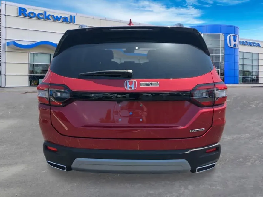 2025 Honda Pilot Touring photo 1