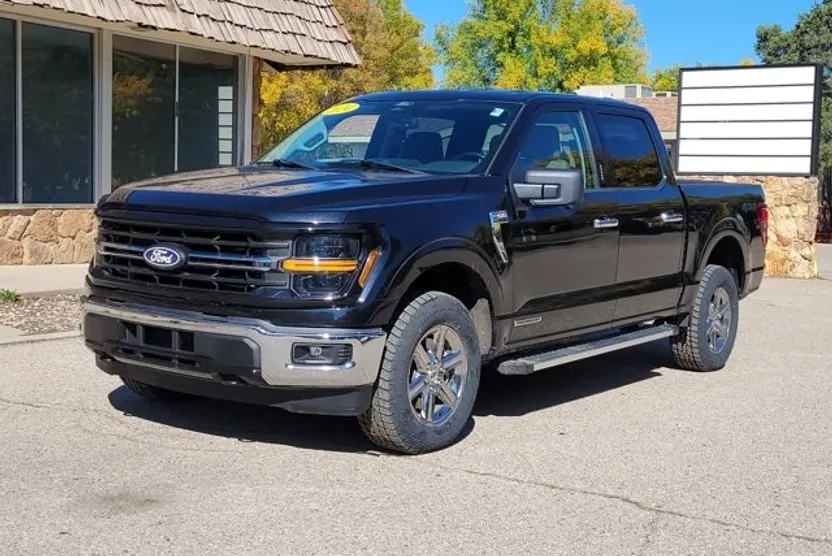 2024 Ford F-150 XLT photo 1