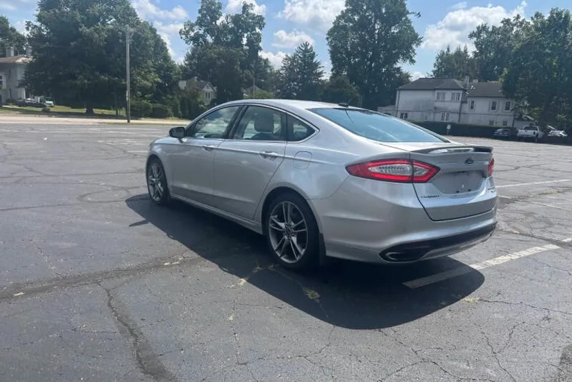 2013 Ford Fusion Titanium photo 1