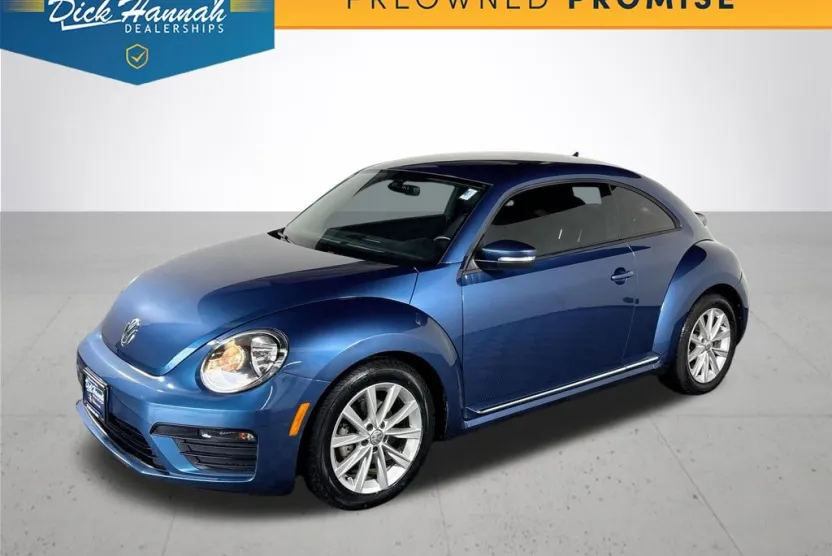 2018 Volkswagen Beetle S photo 1