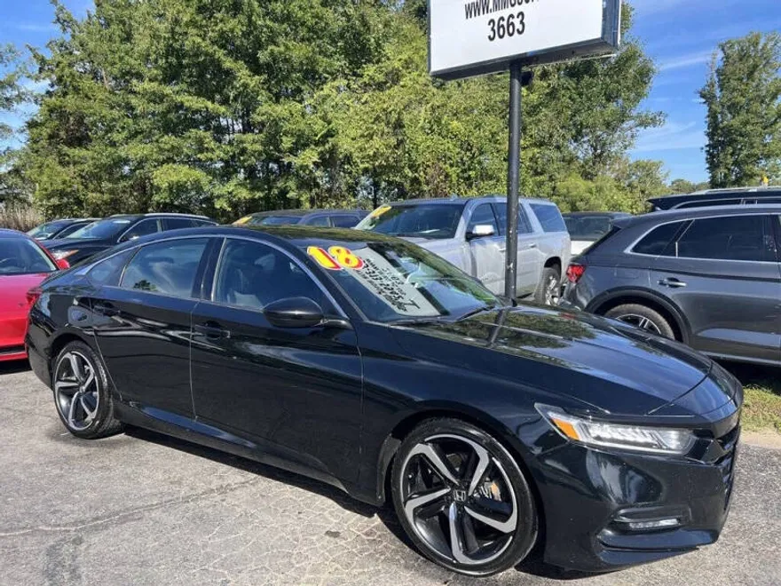 2018 Honda Accord Sport photo 1