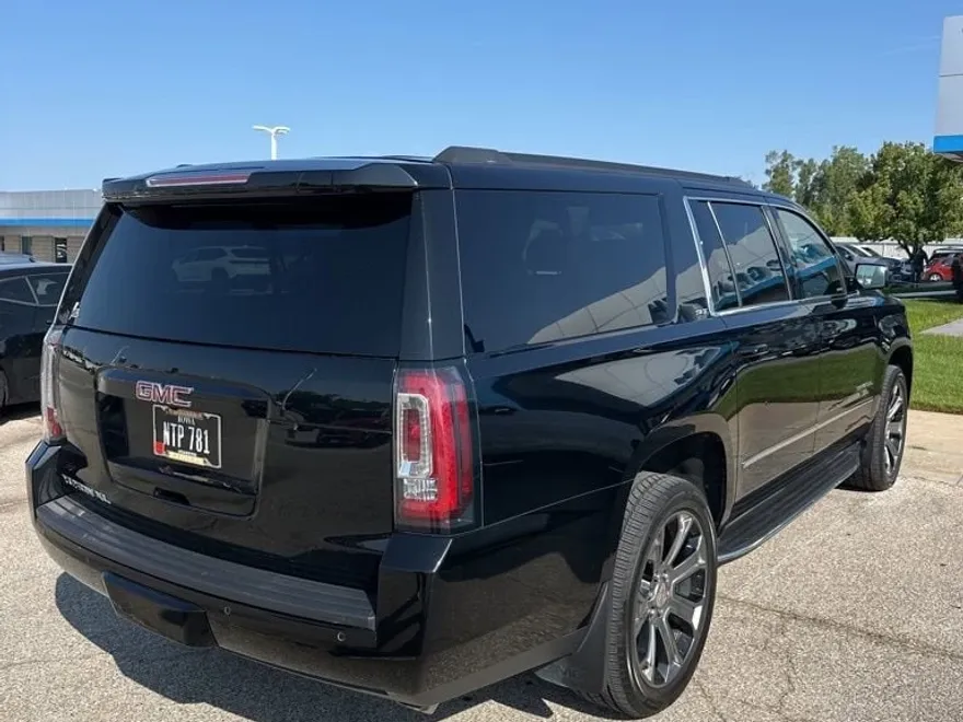2018 Gmc Yukon XL SLT photo 1