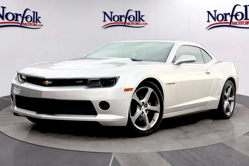 2014 Chevrolet Camaro 2LT photo 1