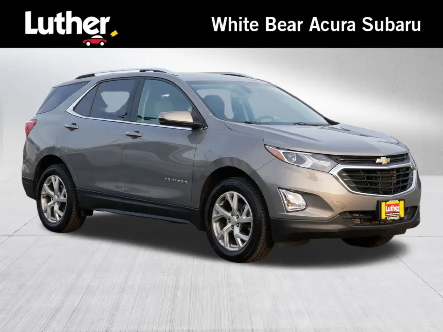 2018 Chevrolet Equinox LT photo 1