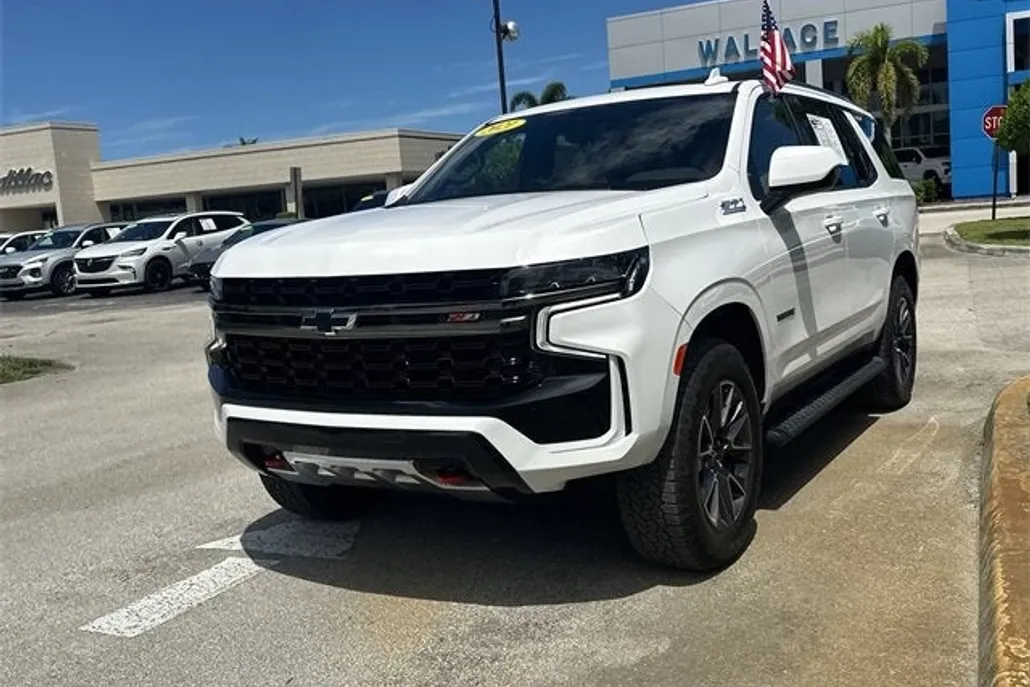 2021 Chevrolet Tahoe Z71 photo 1