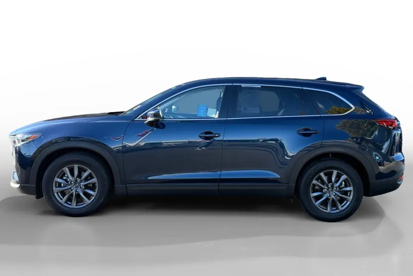 2022 Mazda CX-9 Touring photo 1
