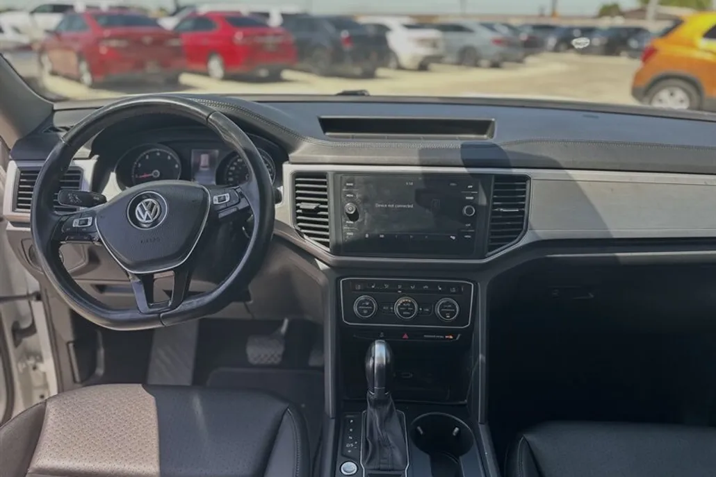 2019 Volkswagen Atlas V6 SE photo 1