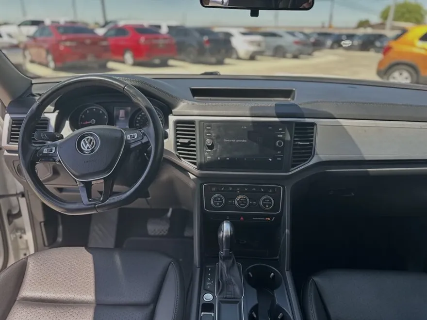 2019 Volkswagen Atlas V6 SE photo 1