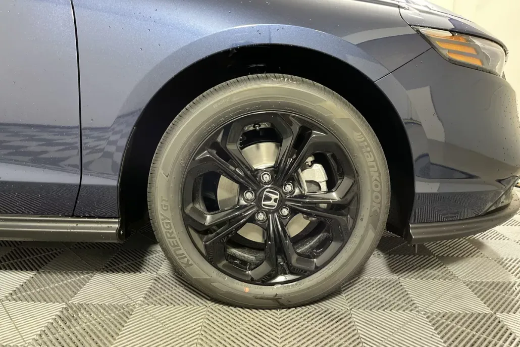 2025 Honda Accord SE photo 1