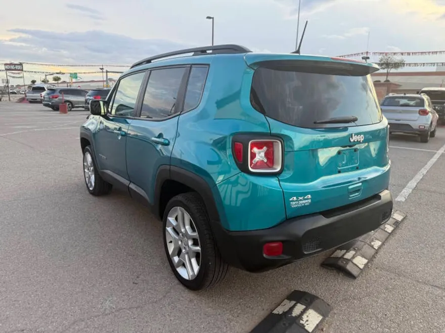 2021 Jeep Renegade Latitude photo 1