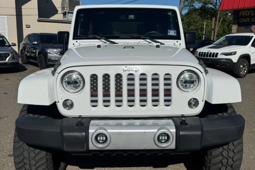 2015 Jeep Wrangler Unlimited Sahara Sport photo 1