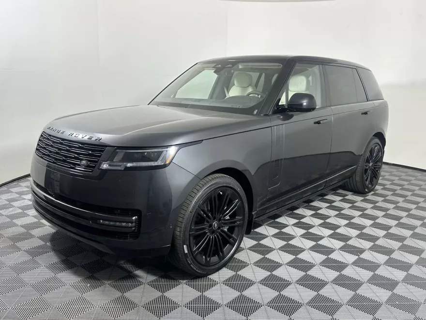 2025 Land Rover Range Rover SE photo 1