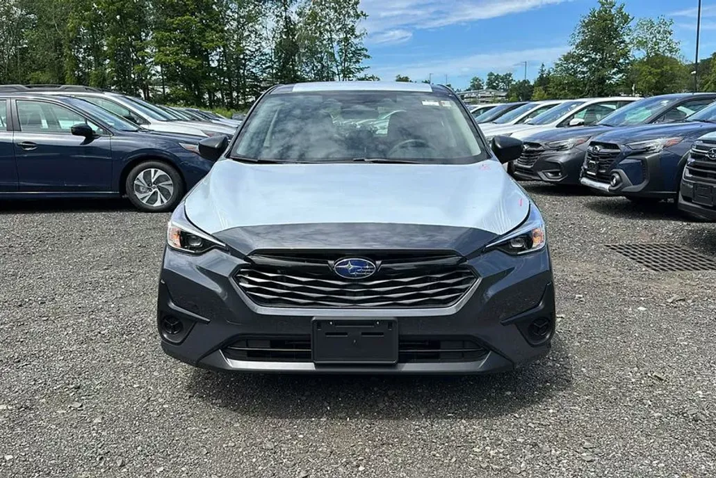 2025 Subaru Impreza Base photo 1