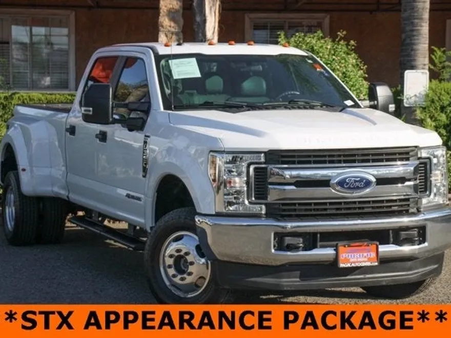 2019 Ford F-350 photo 1