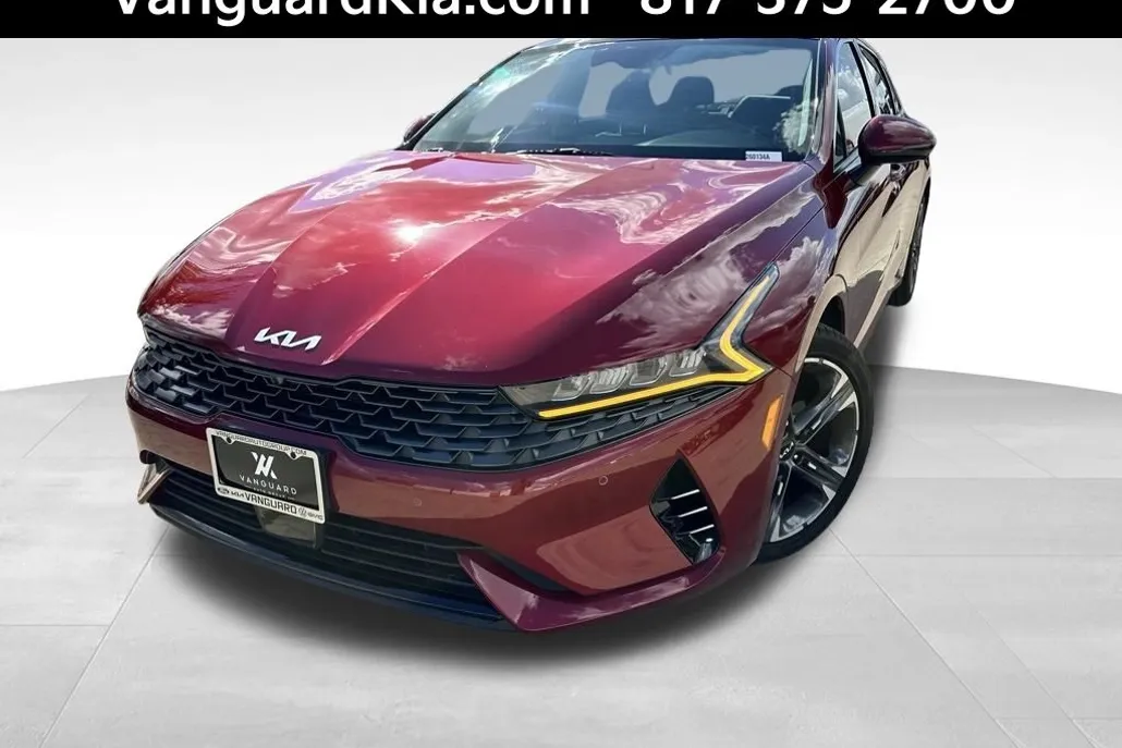 2022 Kia K5 EX photo 1