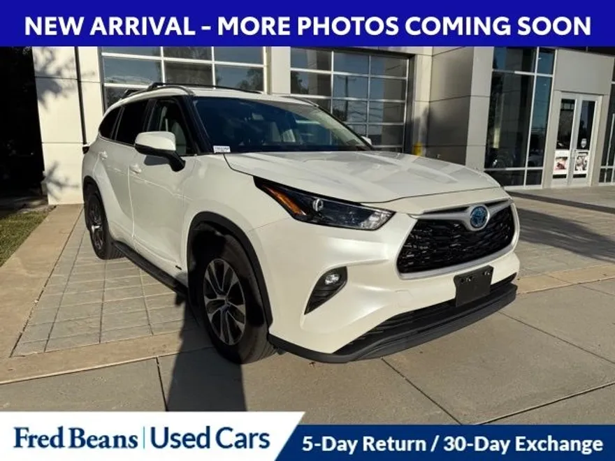 2023 Toyota Highlander Hybrid XLE photo 1