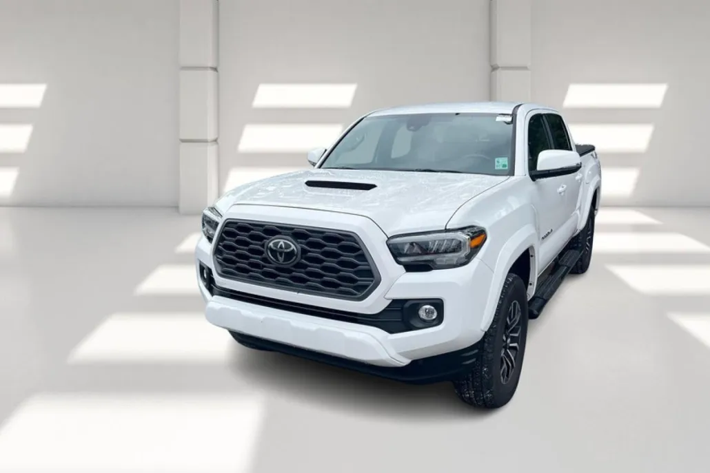 2023 Toyota Tacoma 4x4 SR photo 1
