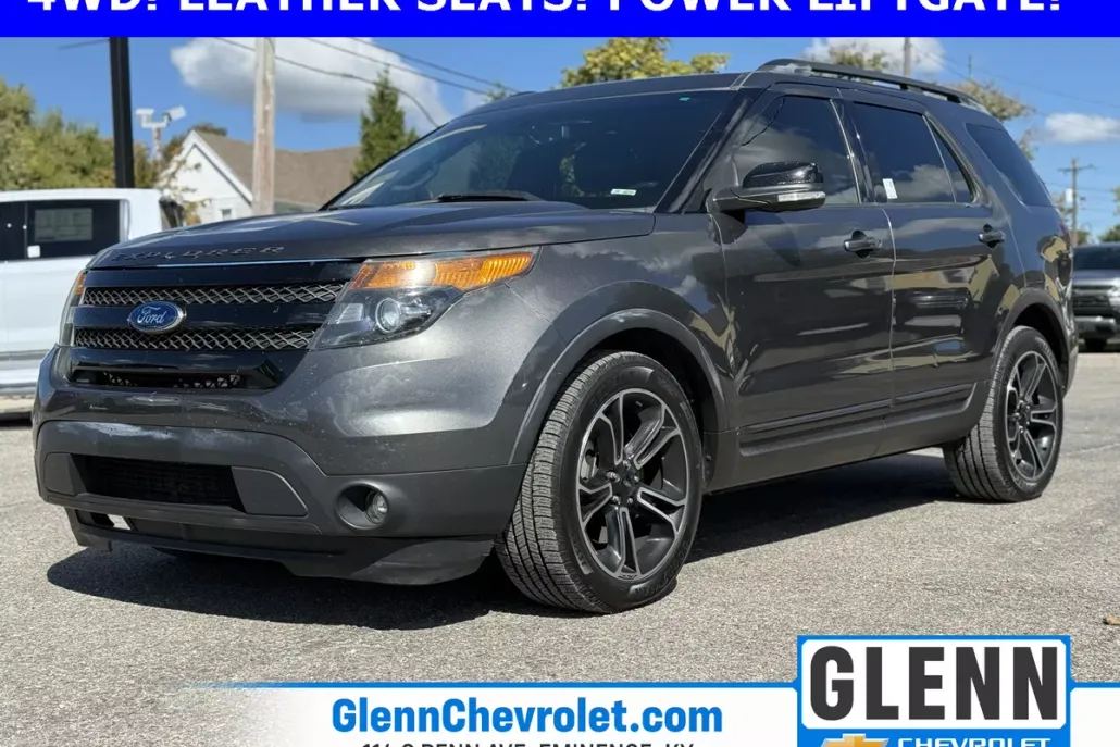 2015 Ford Explorer Sport photo 1