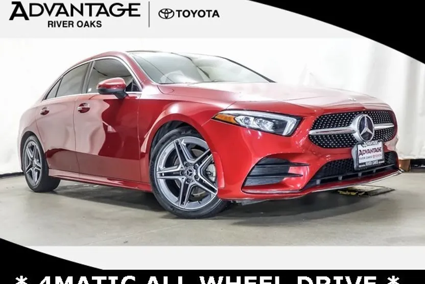 2022 Mercedes Benz A 220 photo 1