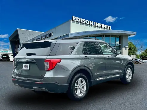 2023 Ford Explorer XLT photo 4
