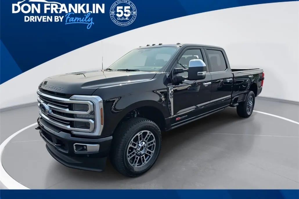 2026 Ford F-350 Platinum photo 1