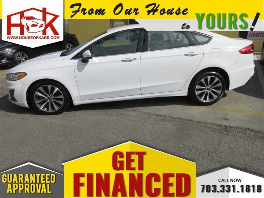 2019 Ford Fusion SE photo 1